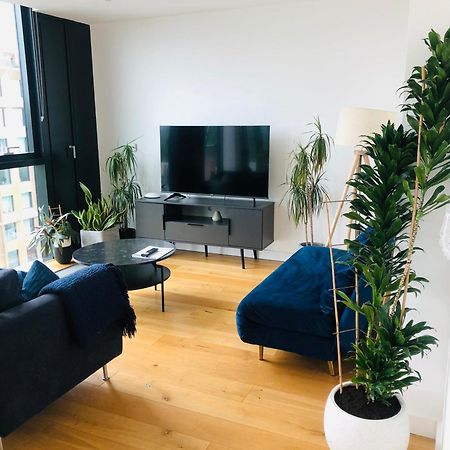 Luxury 2 Bedroom Apartment 20 Min From Central ロンドン エクステリア 写真