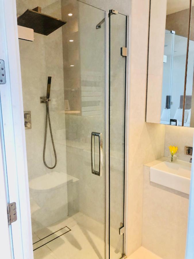Luxury 2 Bedroom Apartment 20 Min From Central ロンドン エクステリア 写真